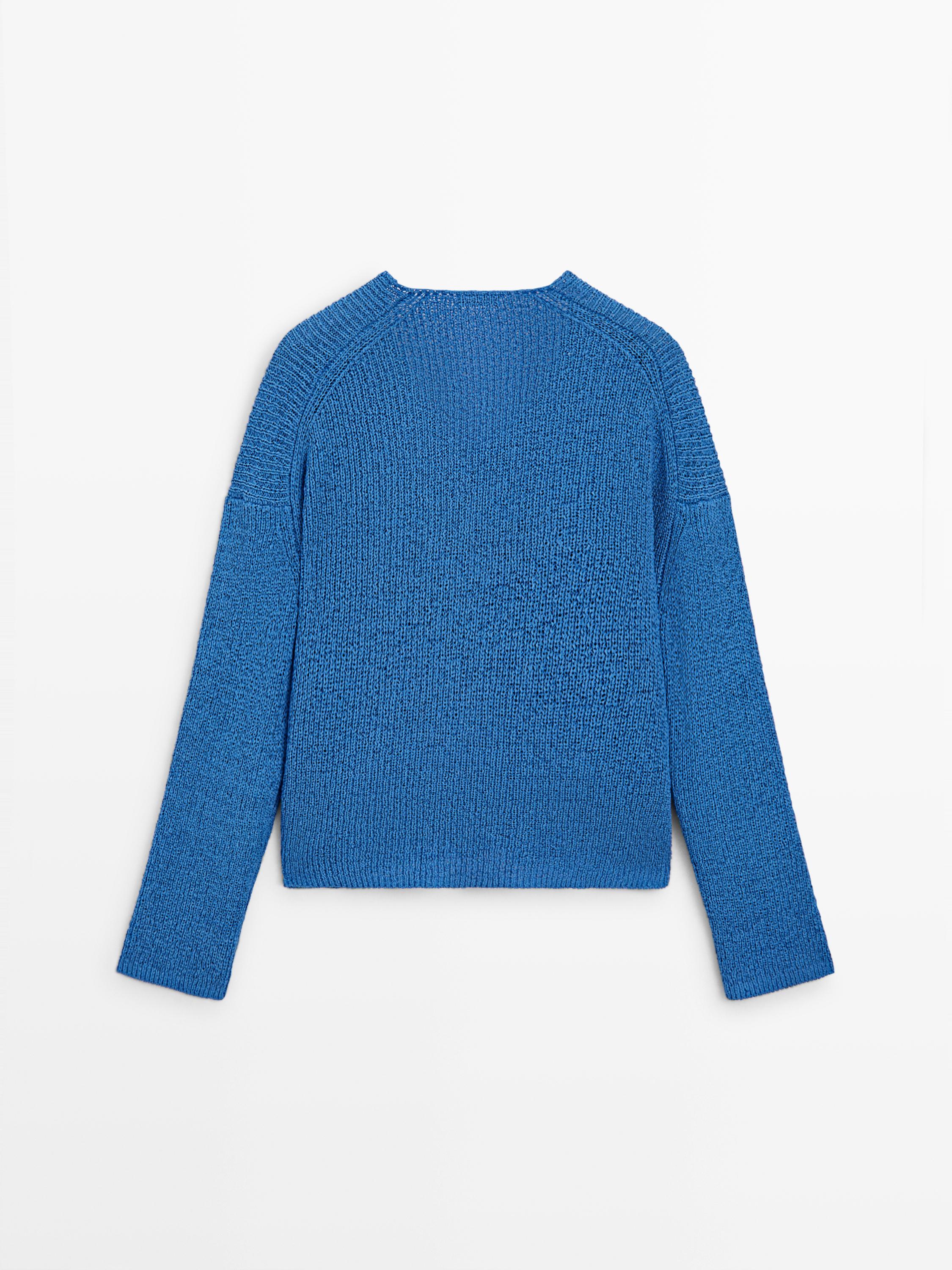 Cotton blend V-neck knit sweater
